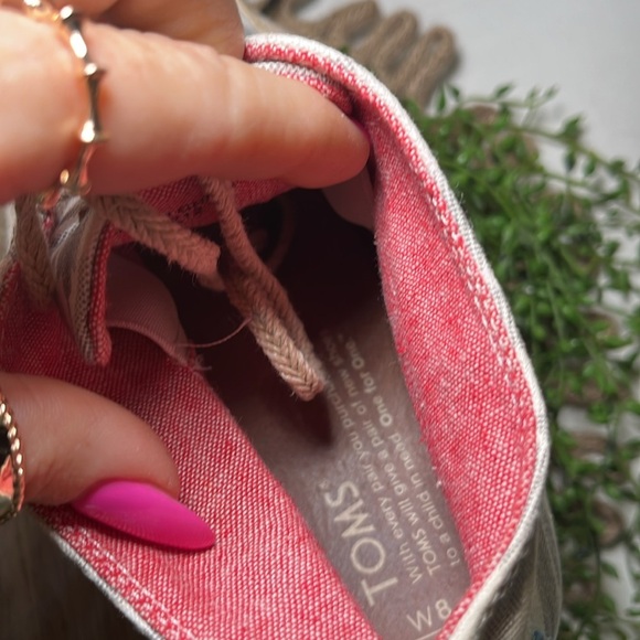 TOMS Ikat Desert Wedge Ankle Boots Gray and Cream Vacation‎ Coastal Casual - Picture 8 of 9